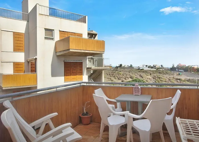 Edificio Martines * El Médano