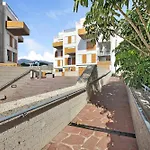 Edificio Martines * El Medano (Tenerife)